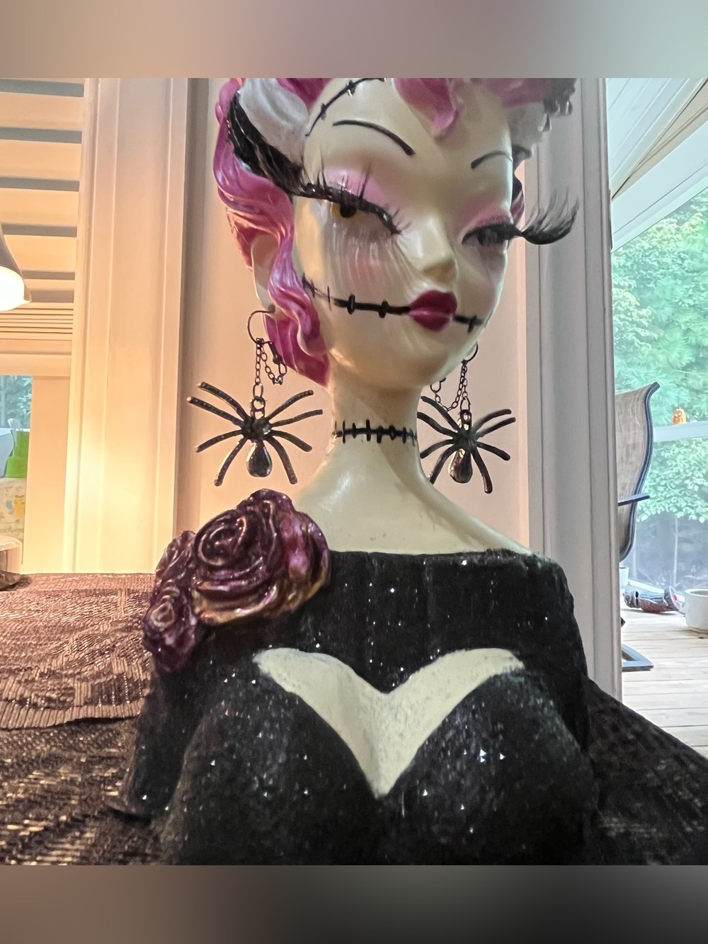 Elegant Frankensteins Bride statue